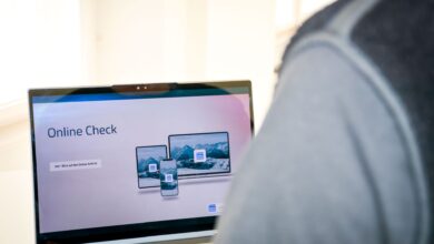 Den eigenen Online-Auftritt im Blick: Der „Online-Check KI“ hilft Tiroler Tourismusbetrieben, digital besser aufgestellt zu sein. (c) Verband der Tiroler Tourismusverbände