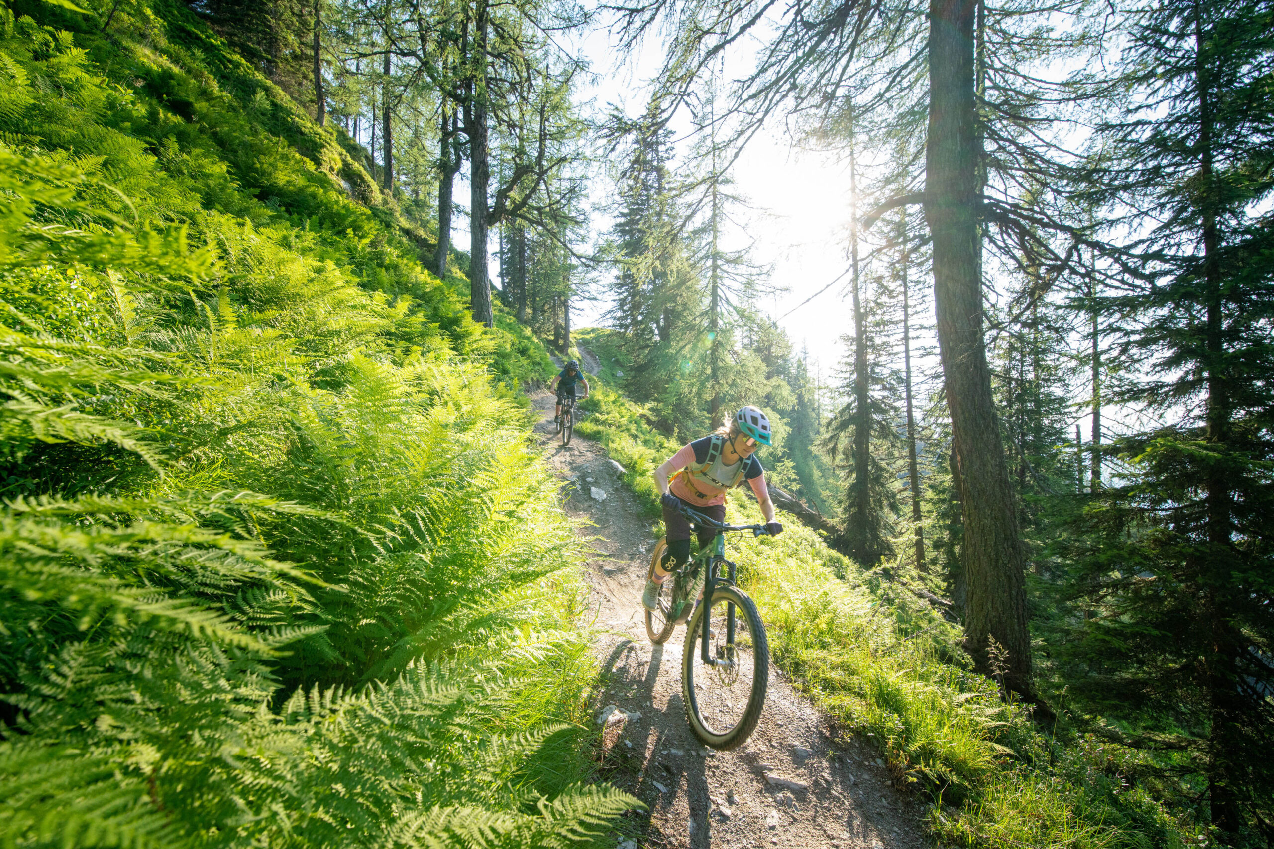 Im “Bikeland” Schladming-Dachstein erwarten Mountain- und E-Biker bereits 26 Touren, zwei Bikeparks und ein Singletrack mit insgesamt 67 Trail-Kilometern. © Christoph Oberschneider