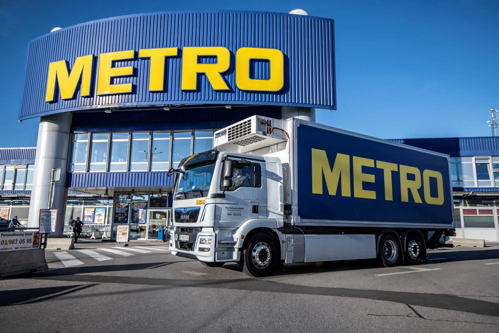 Metro modernisiert Großmärkte