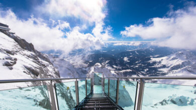 Treppe ins Nichts am Dachstein © Eisenlohr iStock Getty Images Plus