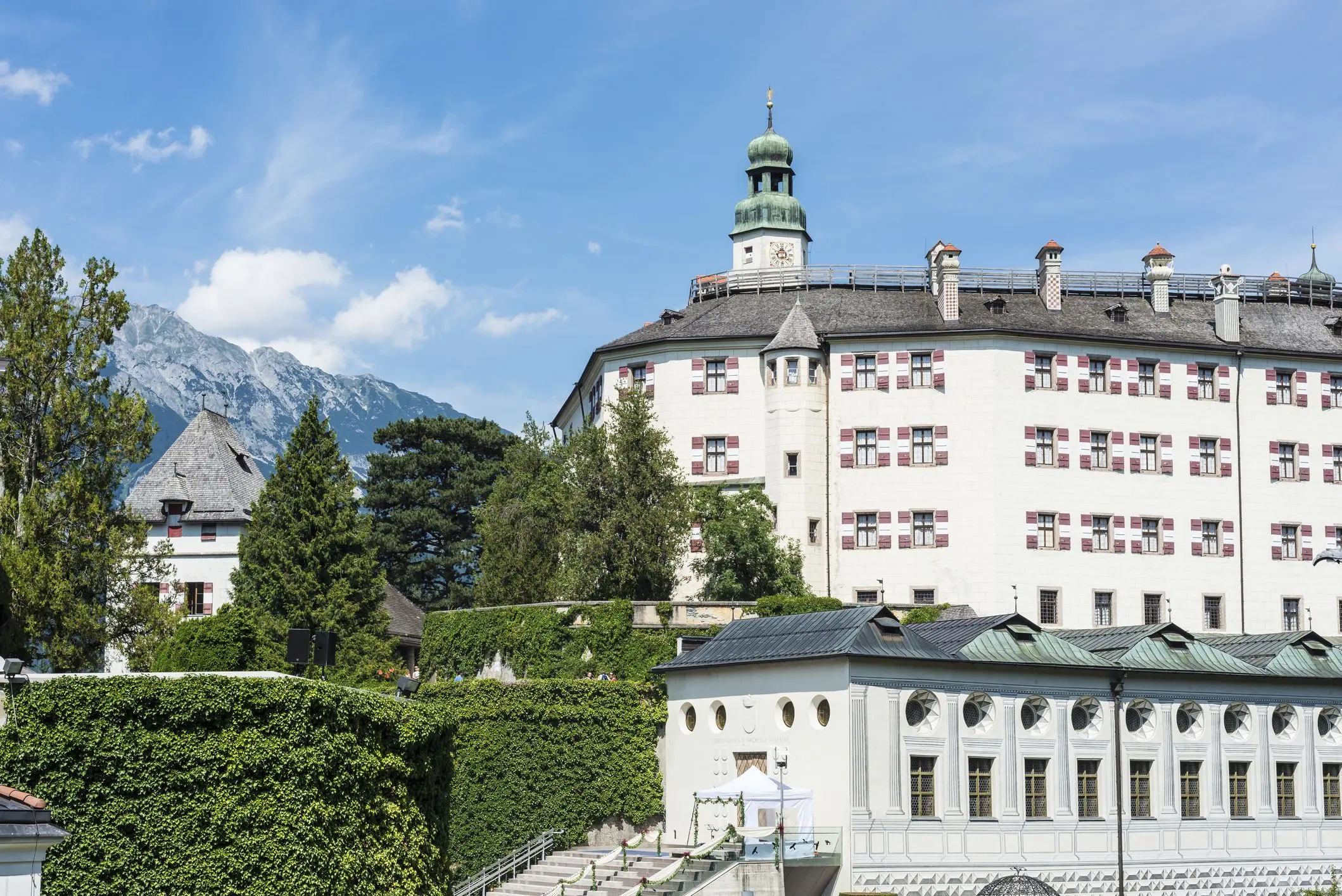 Pächter für Gastro-Betrieb im Schloss Ambras gesucht