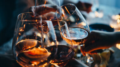 Weine zum Anstoßen © gregory_lee iStock Getty Images Plus