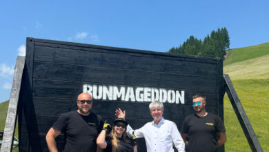 Filzmoos Tourismuschef Peter Donabauer (zweiter von rechts) freut sich auf den Runmageddon im August in Filzmoos. Im Bild mit Delegierten des Runmageddon Teams aus Polen. © Adam Ryszcyk
