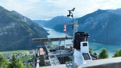 Die Station auf dem Zwölferkopf, montiert auf der Bergstation der Karwendel-Bergbahn am Achensee. © Achensee Tourismus