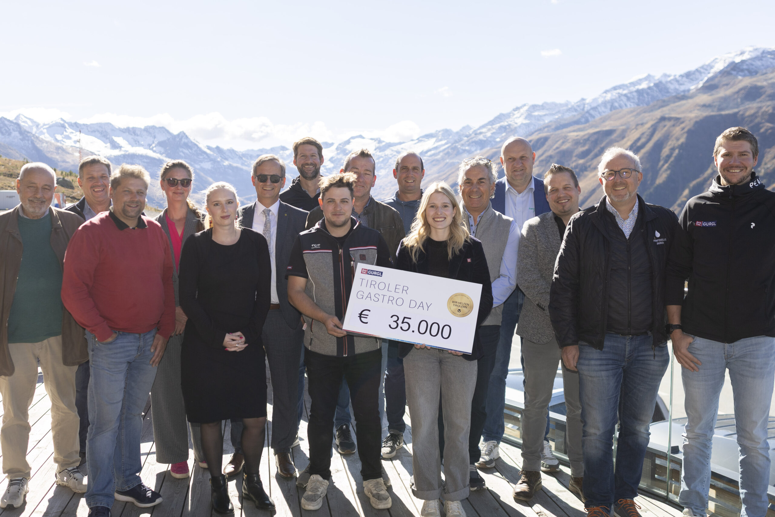 Echtes Gemeinschaftswerk: Durch das Zusammenspiel aller beteiligten Partner*innen konnte seit dem Start im Jahr 2005 über eine halbe Million Euro an Spendengeldern erlöst werden. © Ötztal Tourismus / Markus Geisler