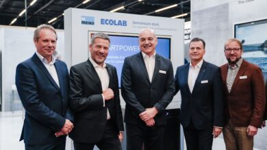 Thomas Boeck (Ecolab), Jens Urbanowski (Ecolab), Michael Fink (Meiko Austria), Wolfgang Diewok (Meiko Clean Solutions Eastern Europe), Patrick Hoffmann (Meiko Gruppe). (C) FRB media