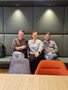 Tourismus To Go-Host ALexander Grübling mit Verena Brandtner-Pastuszyn und Georg Pastuszyn. (C) ÖWV