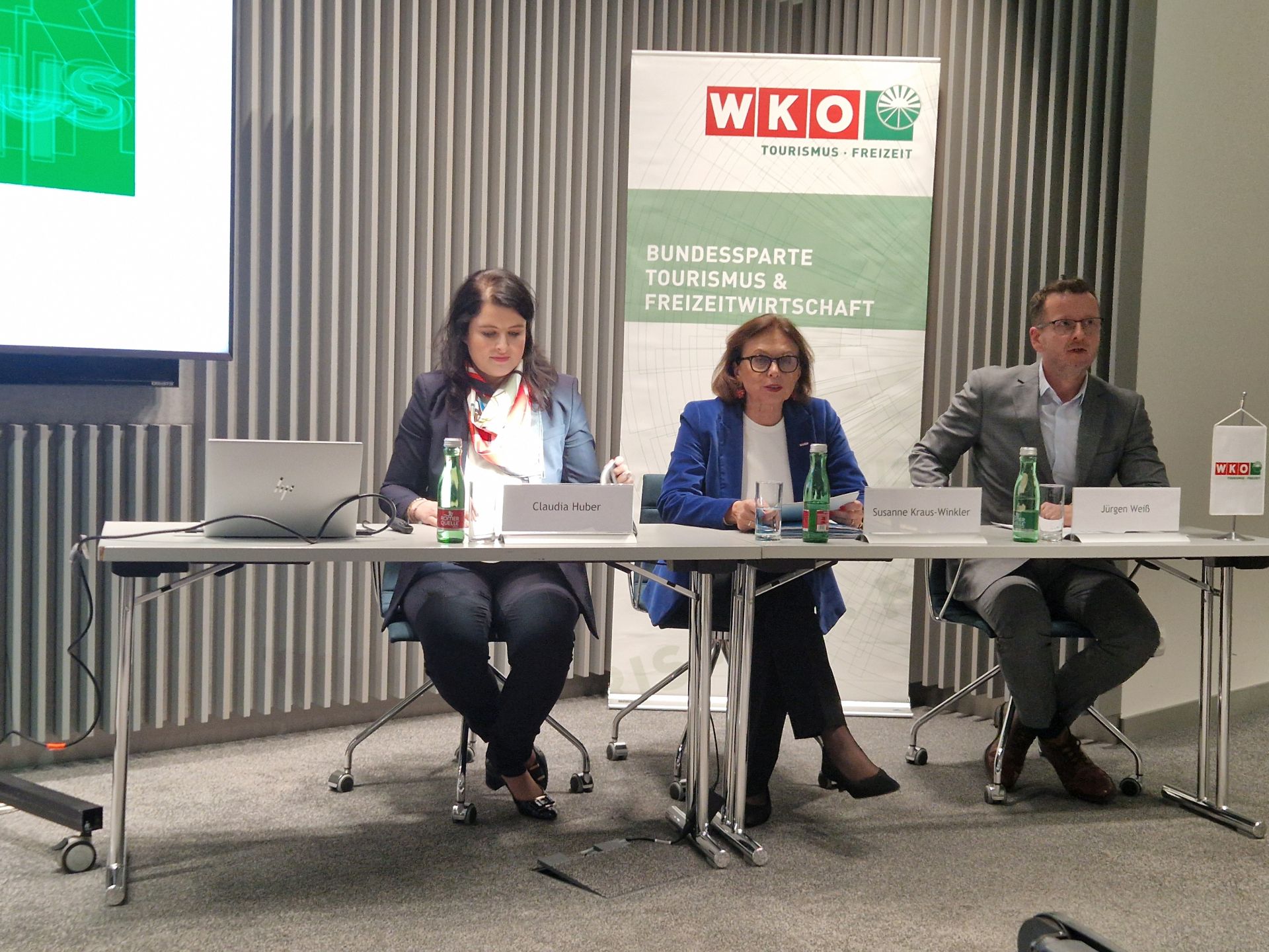 Österreichs Tourismus steht bei Nachfrage und Nächtigungen auf Rekordniveau; doch die Basis aus Personal, Investitionsspielraum und administrativer Effizienz ist brüchig. (C) A. Grübling