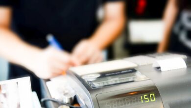 Manipulierte Kassensoftware, Millionen-Schaden, bekannte Namen: Wer schwarz kassiert, schadet nicht „dem Staat“, sondern zuerst der eigenen Branche. (C) iStock / Getty Images Plus / SPmemory