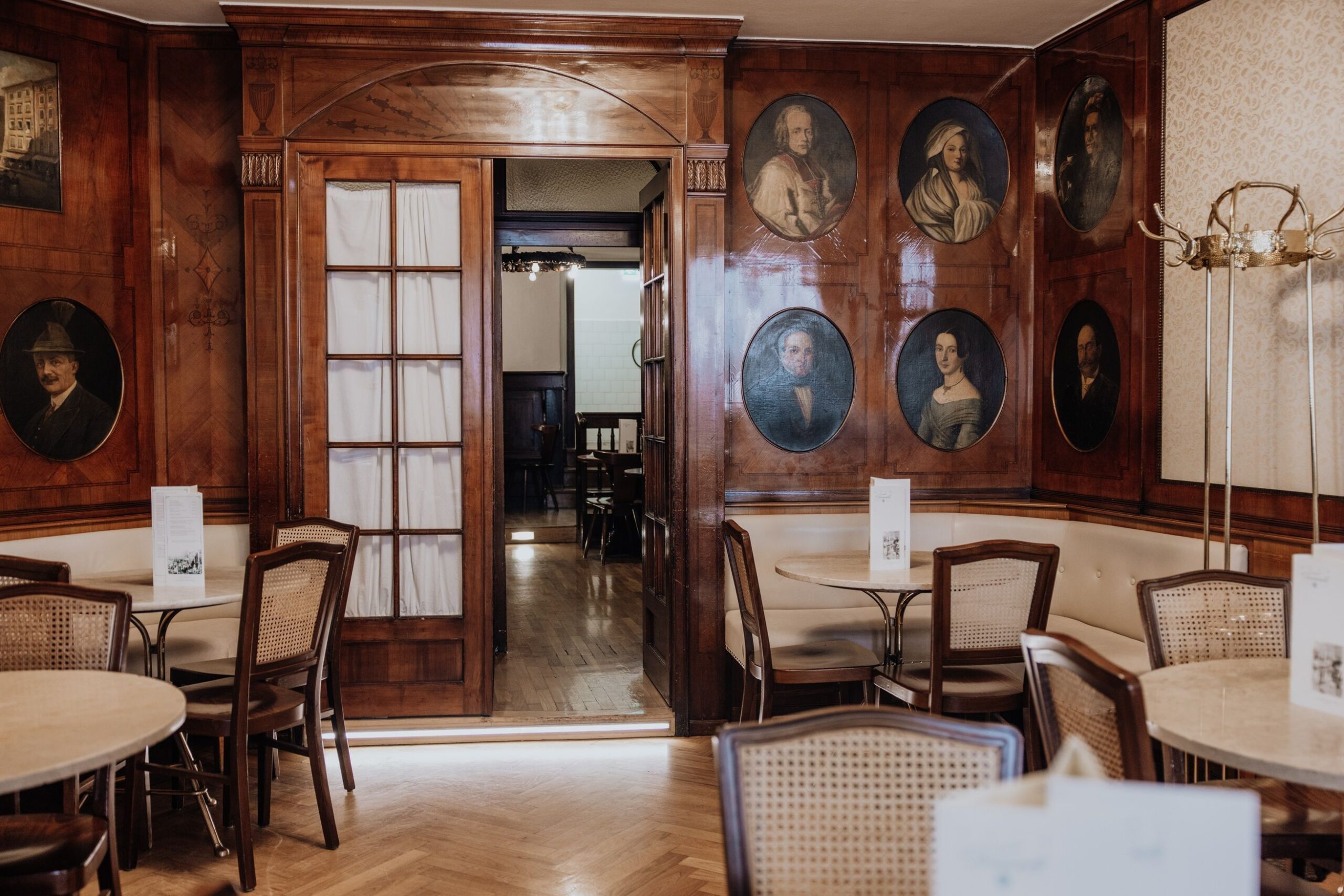 Salzburg: Systemgastro übernimmt Traditionscafé