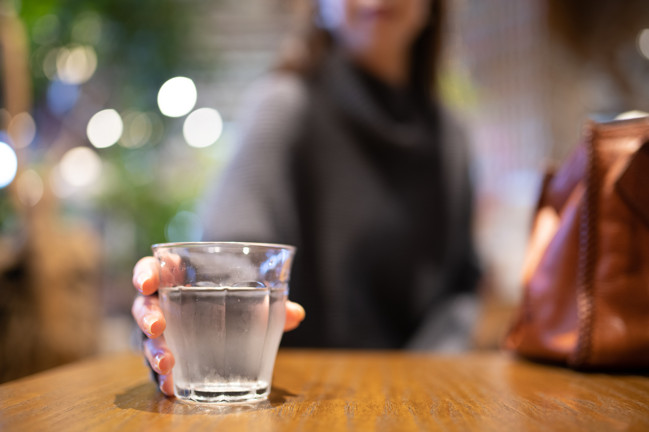 Warum das Glas Wasser im Wirtshaus Geld kosten muss