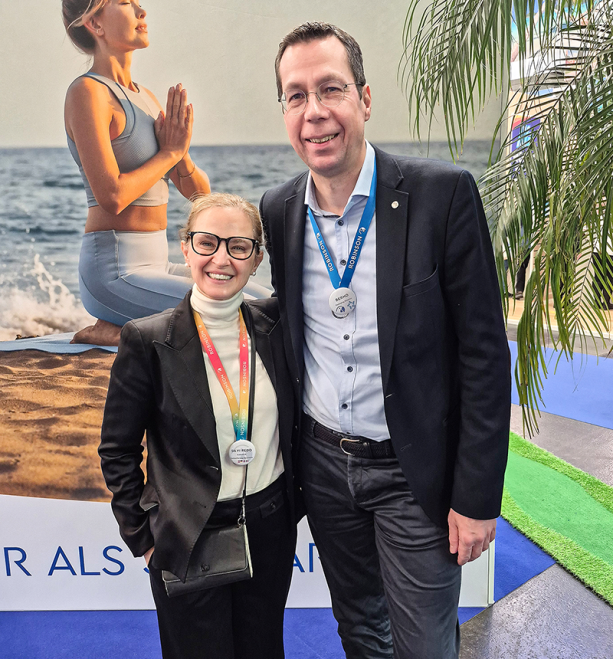 Silvi Redo und Bernd Mäser bei der Ferien-Messe Wien