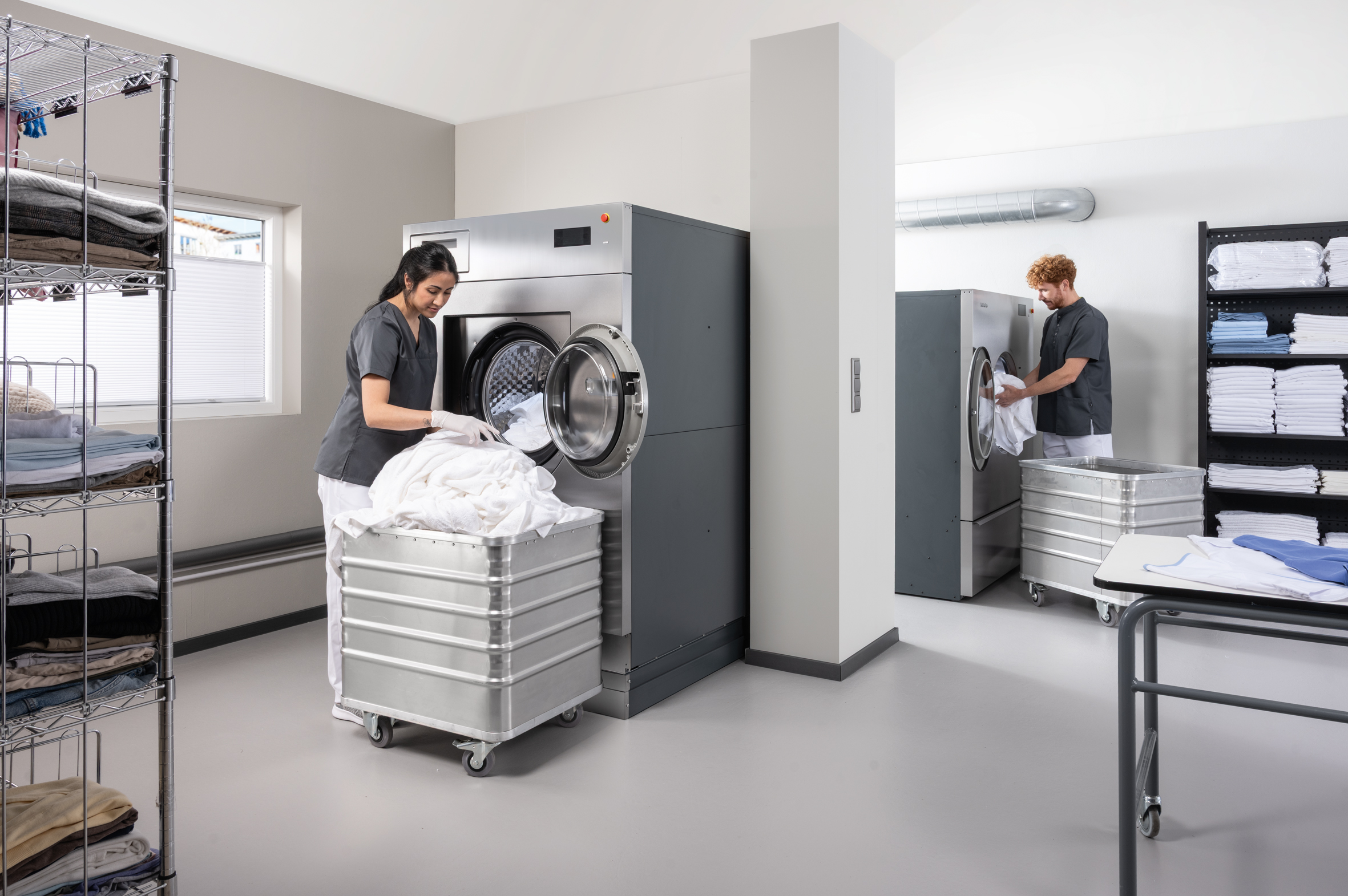 Miele Professional präsentiert fünf Innovationen, die beim Waschen Zeit und Geld sparen