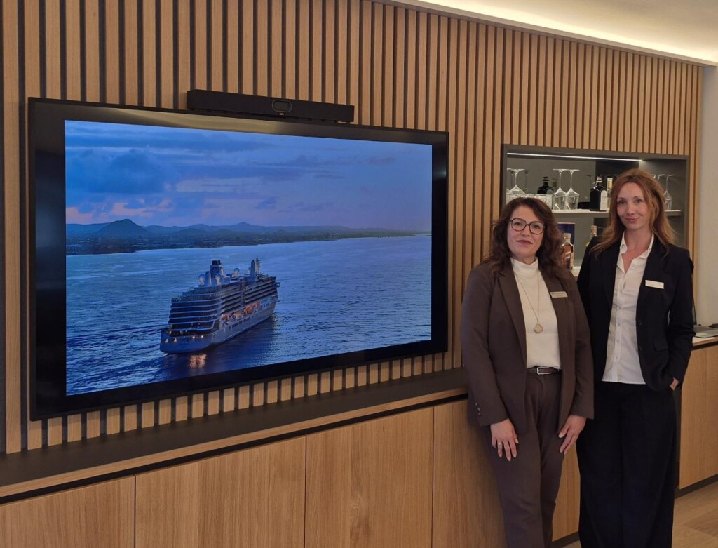 Ruza Faath (l., Silversea), Columbus-Mitarbeiterin
