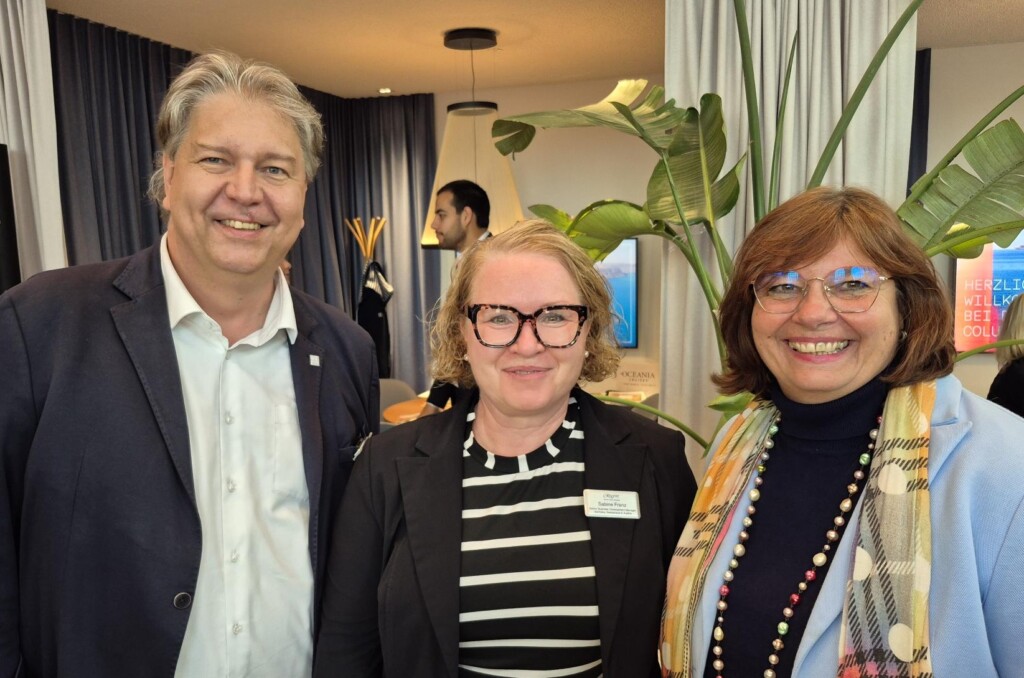 Harald Schoihsel-Zak (Columbus), Sabine Franz (Regent Seven Seas) und Heike Birwe (Oceania Cruises)